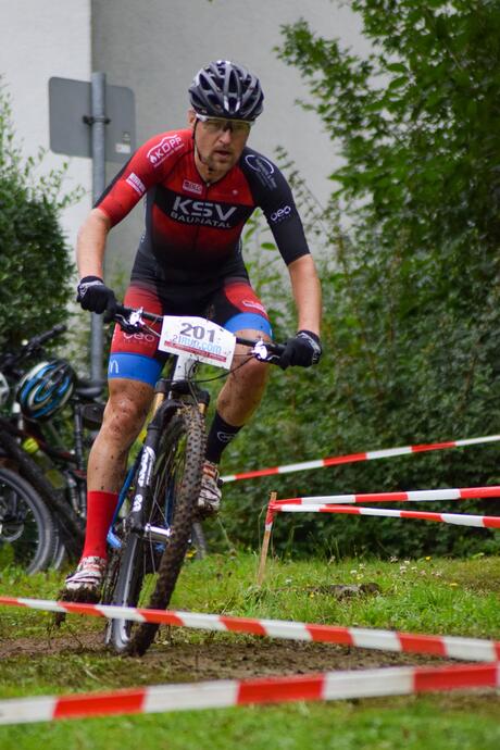 Rene Hördemann siegt im Rennen der Lizenzfahrer 